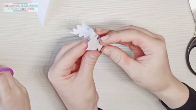 Зимнее дерево из бумажных снежинок. Аппликация для самых маленьких в садик. WINTER TREES FROM PAPER
