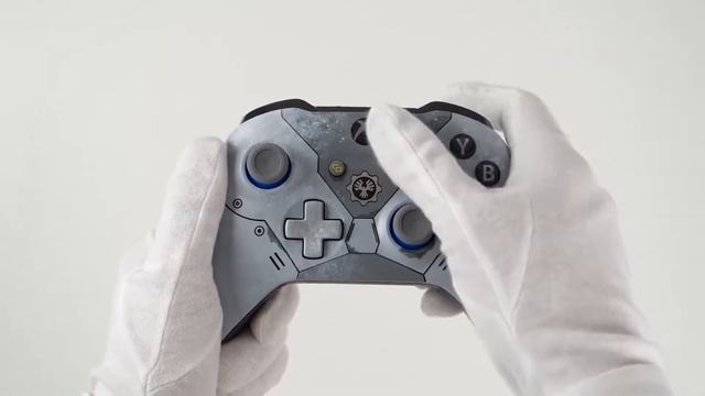 Распаковка Xbox One X Gears 5 Limited Edition