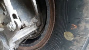 КрАЗ ,,лаптёжник,, в габарит,что получилось,биение шины допускается не более 8мм, ,,223,,4