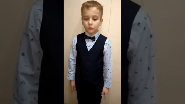 Страна читающая - Смирнов Георгий читает стихотворение А.А.Блока "Россия" смотреть онлайн