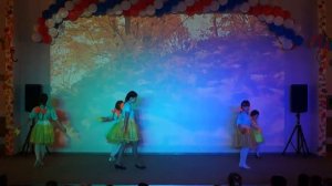 Лазурный - У моей России длинные косички (танец)