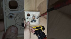 Замена розеток в автодоме. Электрика.
