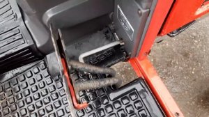 Дизельный полноприводный японский трактор с почвенной фрезой