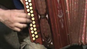 Вот кто-то с горочки спустился, ноты в цифрах. Играй гармонь.