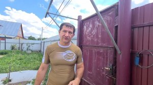 Драка))на заправке.Мои подтягивания 95 кг 49 лет.