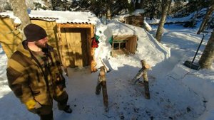 ЗЕМЛЯНКА в зимнем лесу - КТО БЫЛ? | ДОМ ПОД ЗЕМЛЕЙ - Сделал доски СВОИМИ РУКАМИ | Жизнь в лесу