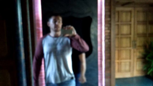 Полёт_История начинается сразу за дверью, пойдемте с нами, будет интересно! смотреть онлайн