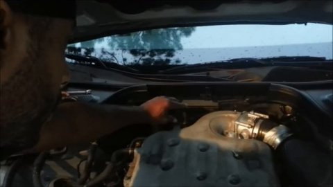 How to the replace camshaft sensor on Infiniti M35 G35 FX35 NIssan 350z Altima 3 5 pt 1