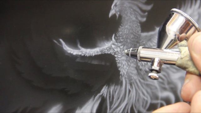 Уроки аэрографии для начинающих. Как нарисовать огонь! Птица- Феникс #4. Дмитрий Осокин - Аэрографи