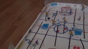 Игры для мальчиков. Настольный хоккей.