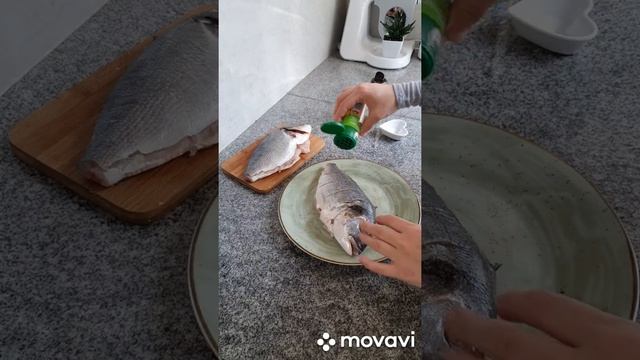 рыба дорада ?рыбка с картошкой в духовке #рыба#запиченнаярыба смотреть онлайн
