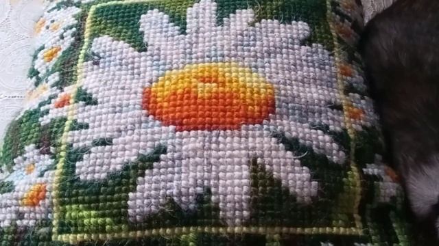 Мои вышитые подушки.... И Старт!!!!!