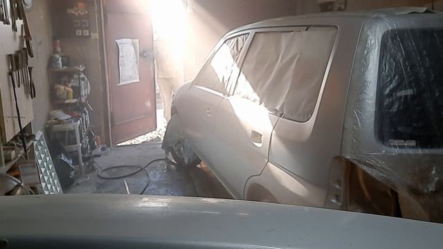 От нуля до "Гараж мечты" 2 серия. Покраска смотреть онлайн