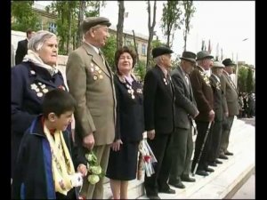 ЭТОТ ДЕНЬ ПОБЕДЫ... 9 МАЯ 2002 Каспийск tvoiformat.ru