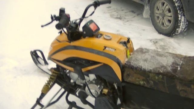 IRBIS Dingo T125 c карбюратором 26мм. Первый запуск на улице смотреть онлайн