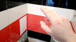 Крестики для плитки. Начал с 2,5 мм закончил в ноль. Укладка проблемной плитки на стены.