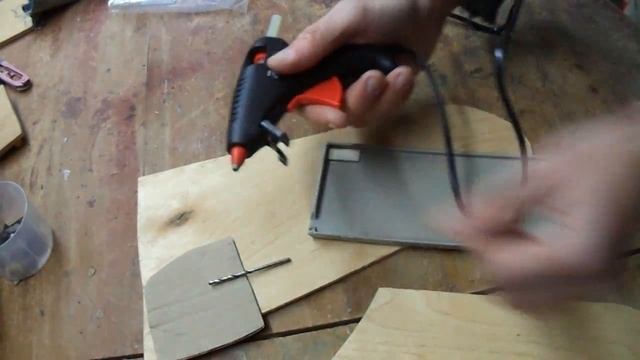 Ремонт солнцезащитного козырька своими рукамиРемонт солнцезащитного козырька своими руками смотреть онлайн