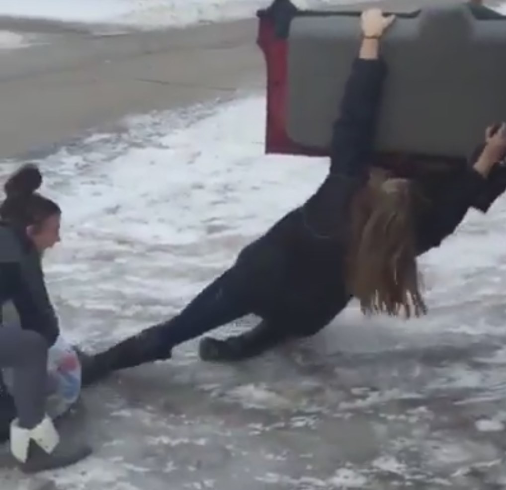 Веселая зима смотреть онлайн