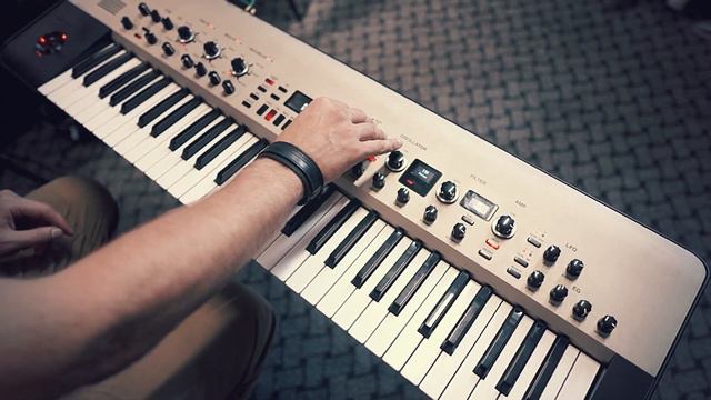 Korg King Korg - Custom Patches 26 to 50 - Played by Chornos смотреть онлайн