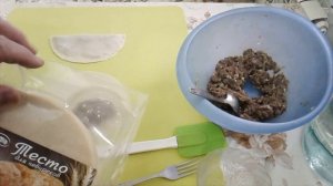 Чебуреки с мясом из готового теста