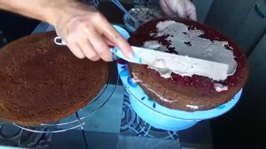 Малиновый сироп. Чем пропитать торт. Пропитка для торта. Сироп для пропитки. Пропитка для коржей.