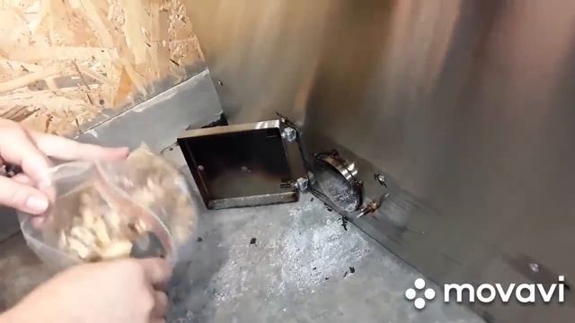 ???Как коптит Диана Строгая в Коптильне Москит смотреть онлайн