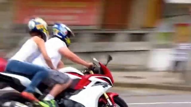 Видео про мотоциклистов