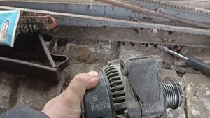 какой генератор стоит на Мерседес Вито 638 2.3 турбо дизель