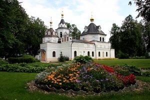 Ставропигиальный Свято-Троицкий Стефано-Махрищский женский монастырь.
