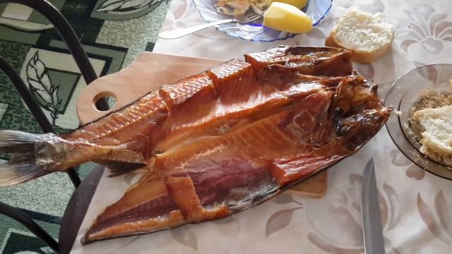 Обзор на рыбу, копчённый толстолобик