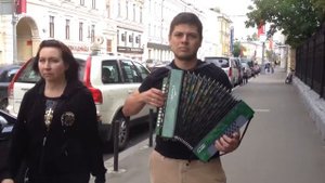 Максичка подобрал "Мобильник" из Бумера на гармони