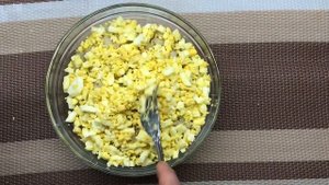 Салат, который хочется СНОВА и СНОВА! Салат из консервированной горбуши