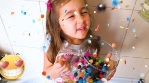 Папа хочет конфеты или Волшебный душ из m&m's от Алисы