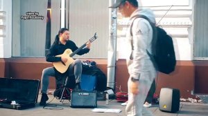 Violin and guitar on Red Square