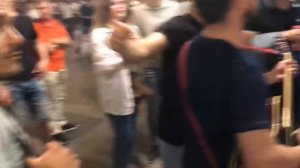 Русские и сербы поют Катюшу на Никольской