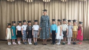 Всемирный гимн студентов на латинском языке. Поют дошколята!