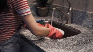 РАСХЛАМЛЕНИЕ ДОМА | 11 простых способов превратить уборку дома в праздник