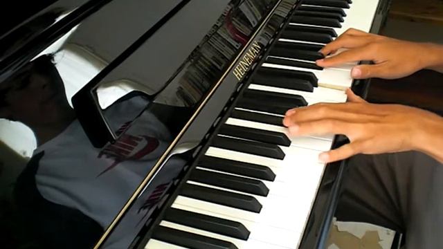 Wake me up when september ends on piano