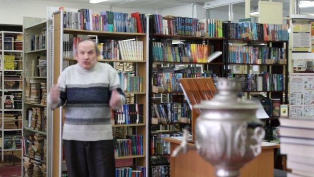 Кузнецов С. К. читает стихотворение В. Маяковского.