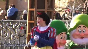 Snow White... Happily ever after (Disneyland Paris) FULL SHOW