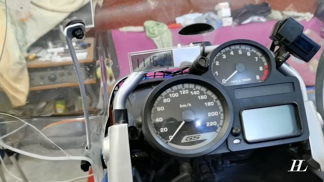 Часы-термометр на МегаАльфу и на BMW R1200GS c Aliexpress.