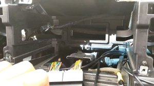 KIA SPORTAGE 3. Установка CARMEDIA YR-9014-серии мультимедийного головного устройства