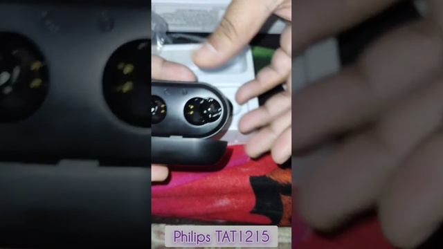 Philips TAT1215 earbuds