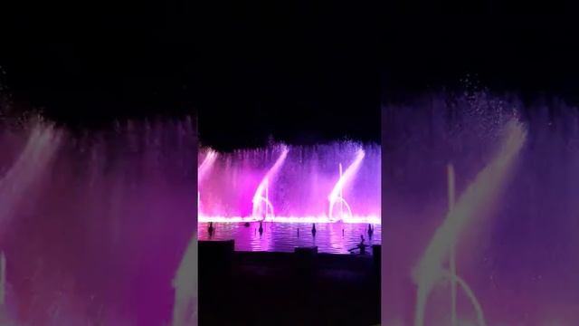 Легендарное шоу фонтанов в Протарасе, феерические зрелище танцующей воды, славится во всем мире. Ск