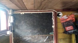 Уплонение ворот гаража пеной, простой и эффективный способ.