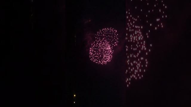 13 июня 2018 г. День города Кирова салют для моей семьи смотреть онлайн