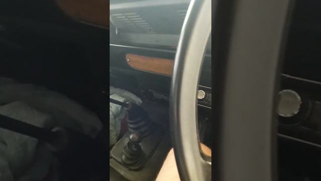 Defender, first start in 2 years.  Legendary Nissan LD28 ;p смотреть онлайн