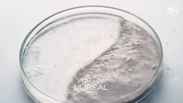 Ваша красивая кожа крупным планом с Возраст Эксперт 55