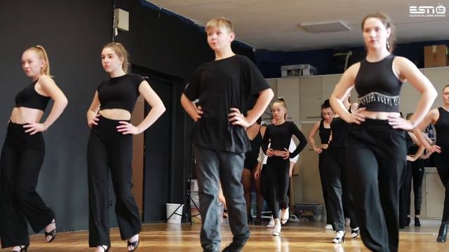 В Нарве проходят танцевальные мастер-классы смотреть онлайн