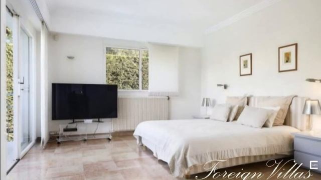 Сдается вилла с бассейном и 3 спальнями в Кап дАнтиб смотреть онлайн